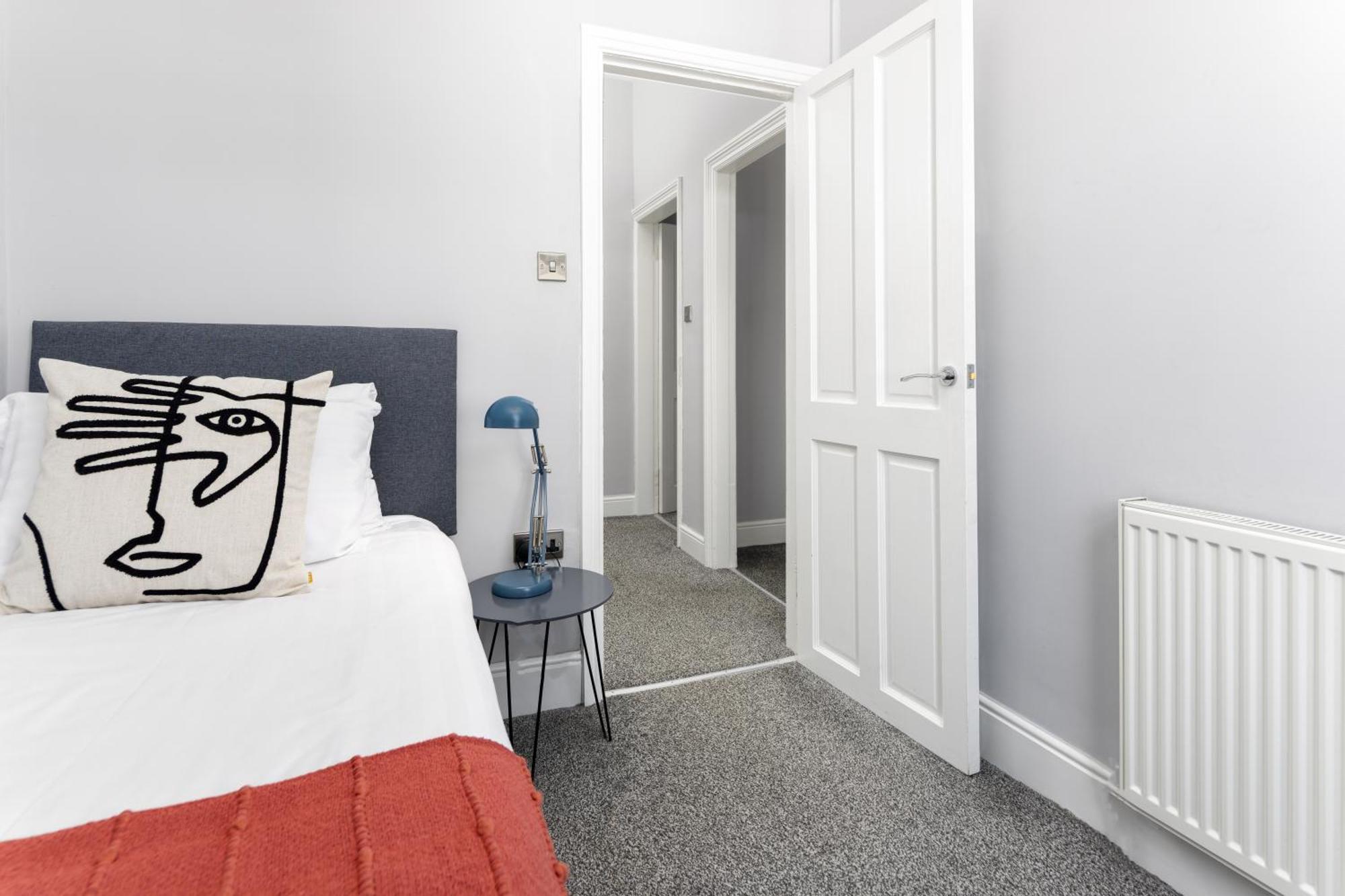 Arkles House - Air Host & Stay - Anfield Liverpool Exterior foto